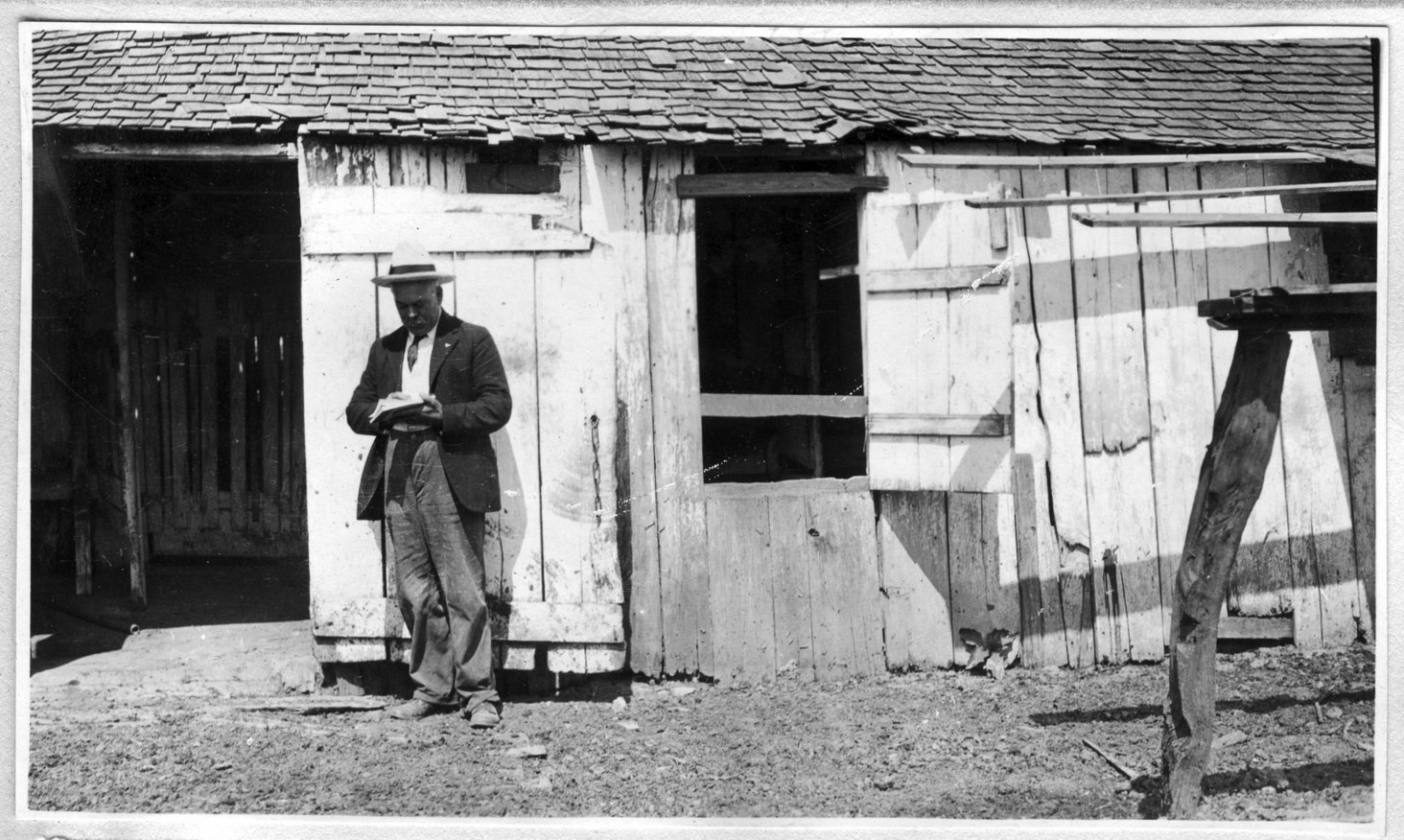 008~O. W. Meador Milk Barn Aug 1920.jpg